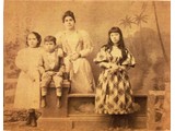 Florencia Dranguet with her 3 children, (from left to right) Esperanza, Alfonso, Carmen. Santiago de Cuba 1895